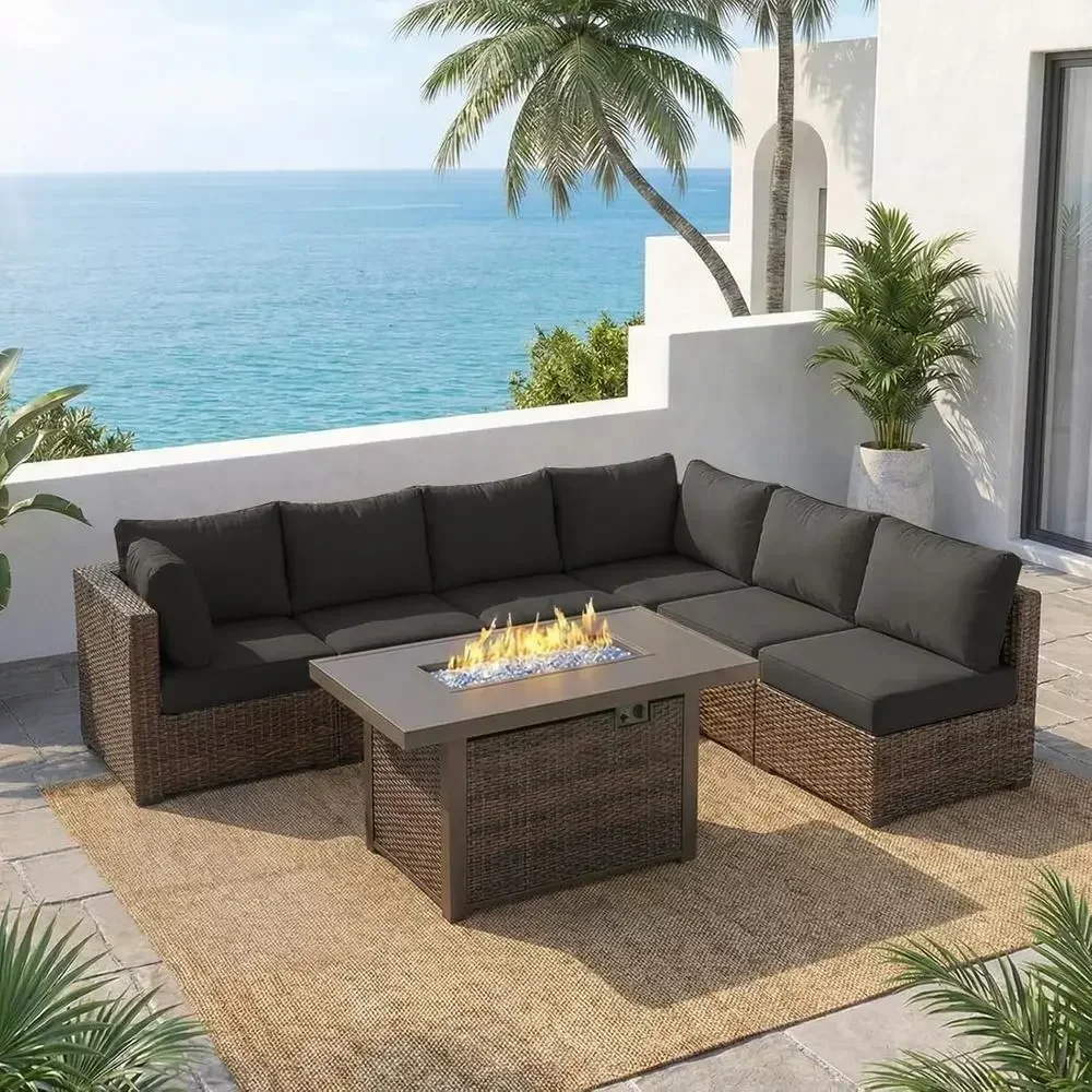 Outdoor Furniture Fire Pit - 7点セットの屋外パティオ家具セット、42インチのファイヤーピット、クッション付き籐製セクショナルソファ、ブラック