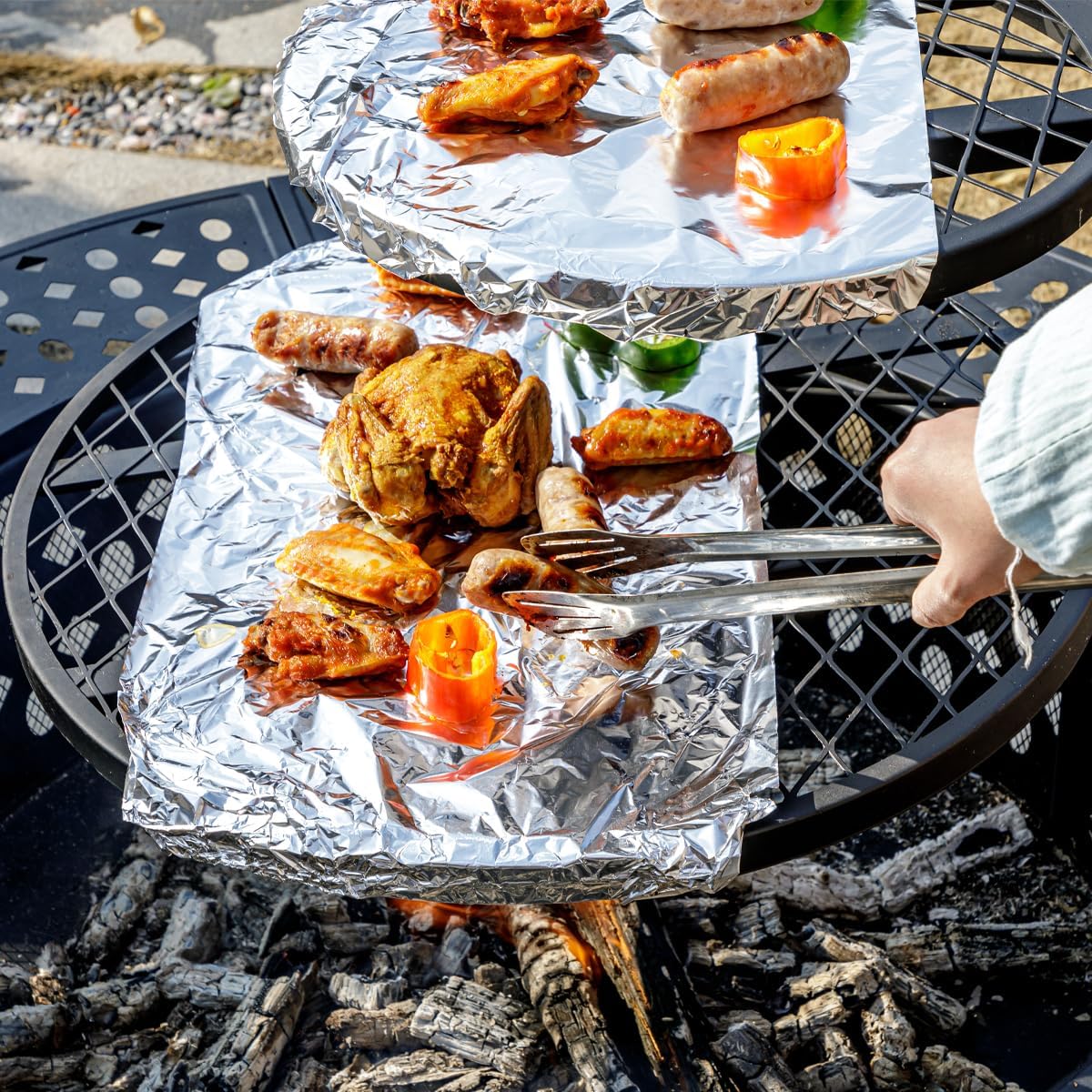特大木製焚き火台テーブル、回転式BBQグリル付き、屋外用頑丈 - Outdoor Furniture Fire Pit のレビューと価格