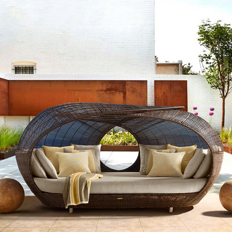 屋外用高品質ラタン製ハーフラウンドデイベッド、柔らかいクッシ - Outdoor Furniture In Sale のレビューと価格
