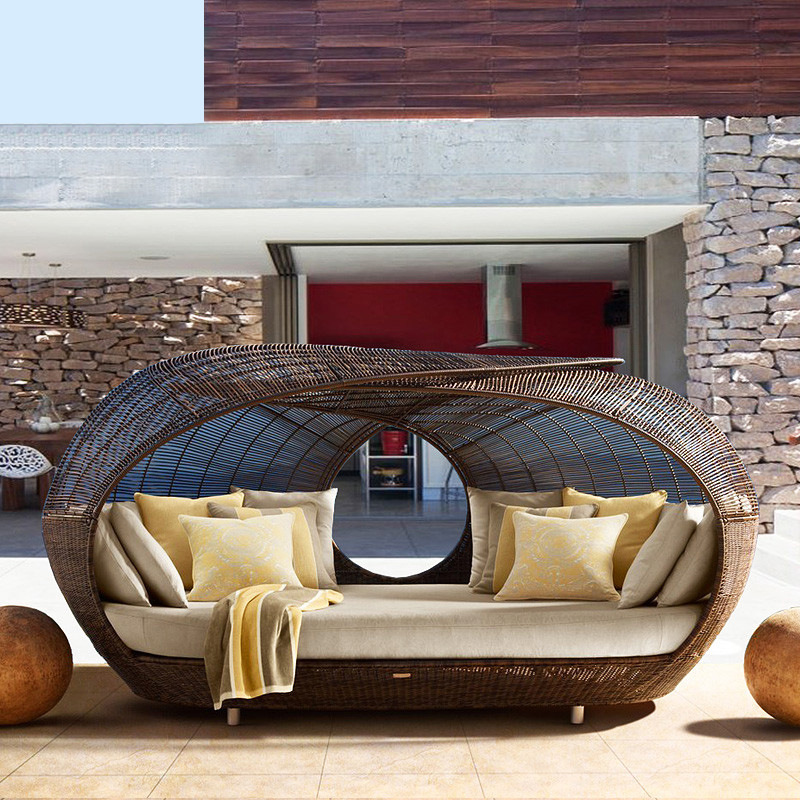 屋外用高品質ラタン製ハーフラウンドデイベッド、柔らかいクッシ - Outdoor Furniture In Sale のレビューと価格