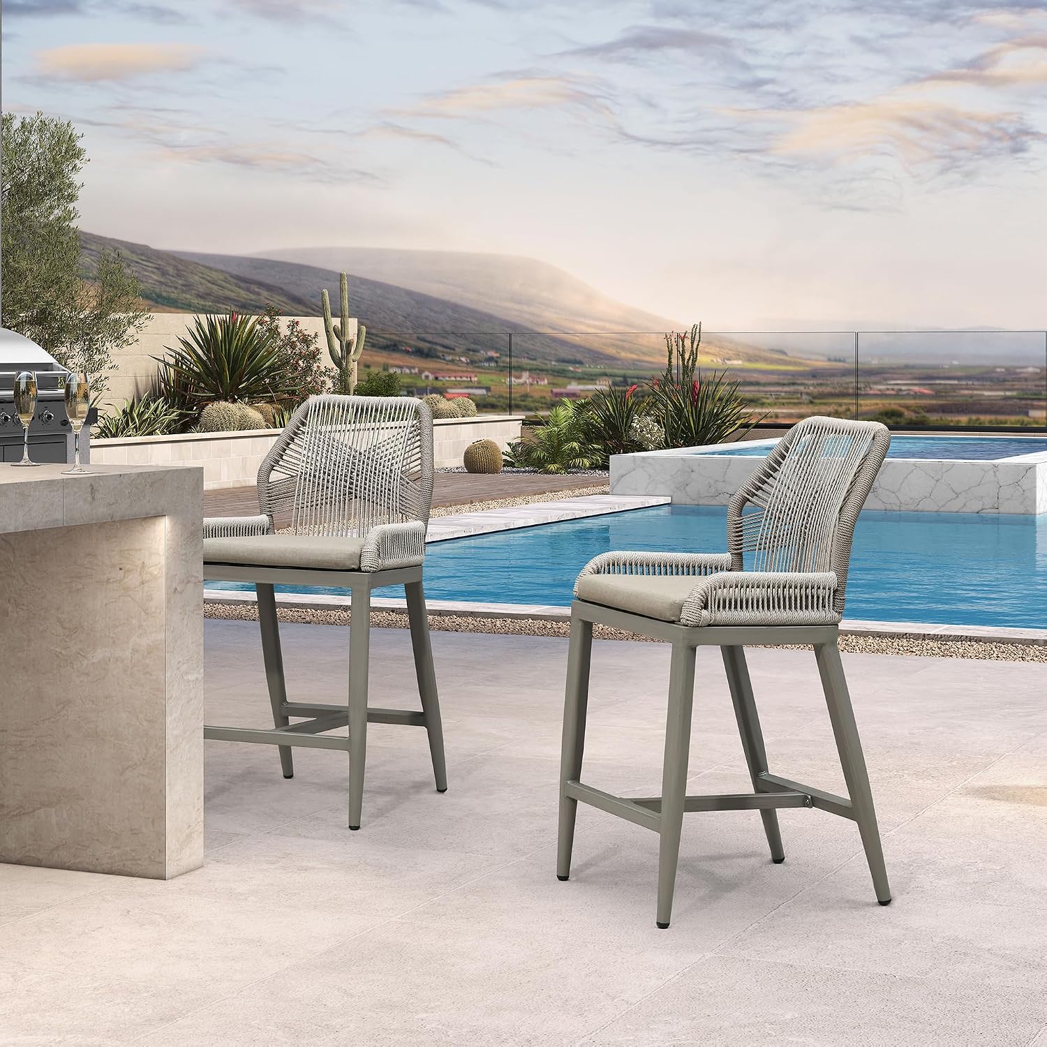 トープ色のバースツール2脚、ライトグレーの速乾性テキスタイル - Outdoor Furniture Quick Dry のレビューと価格