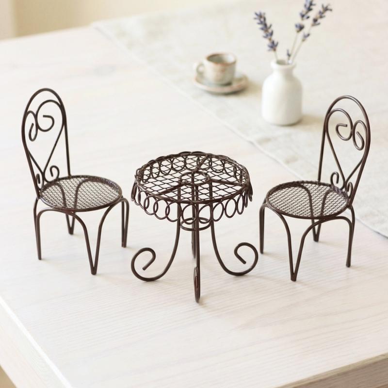 1/3 個ドールハウスガーデンディスプレイオーナメント小道具 - Bistro Table Set のレビューと価格